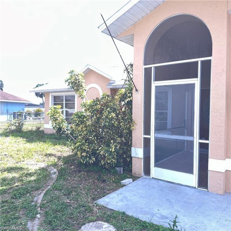 706 Arianne CT photo 7