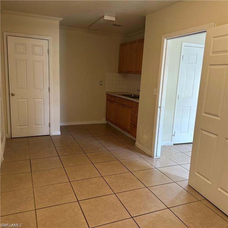 706 Arianne CT photo 20