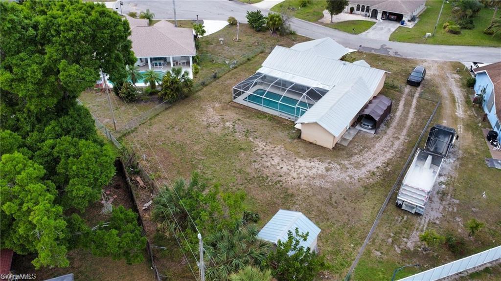 706 Arianne CT photo 8