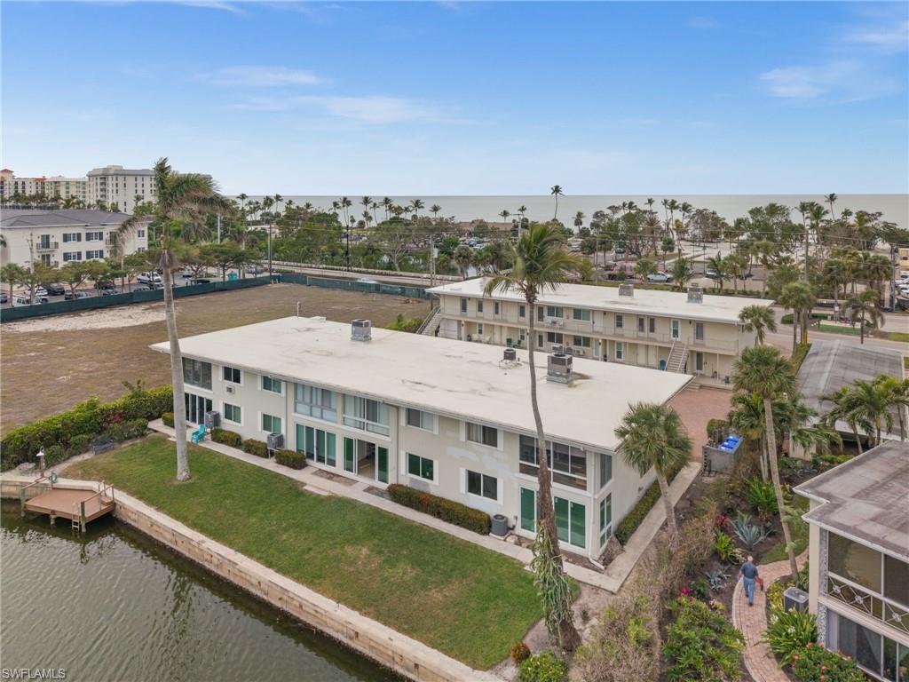 1550 GULF SHORE BLVD N E2 photo 27