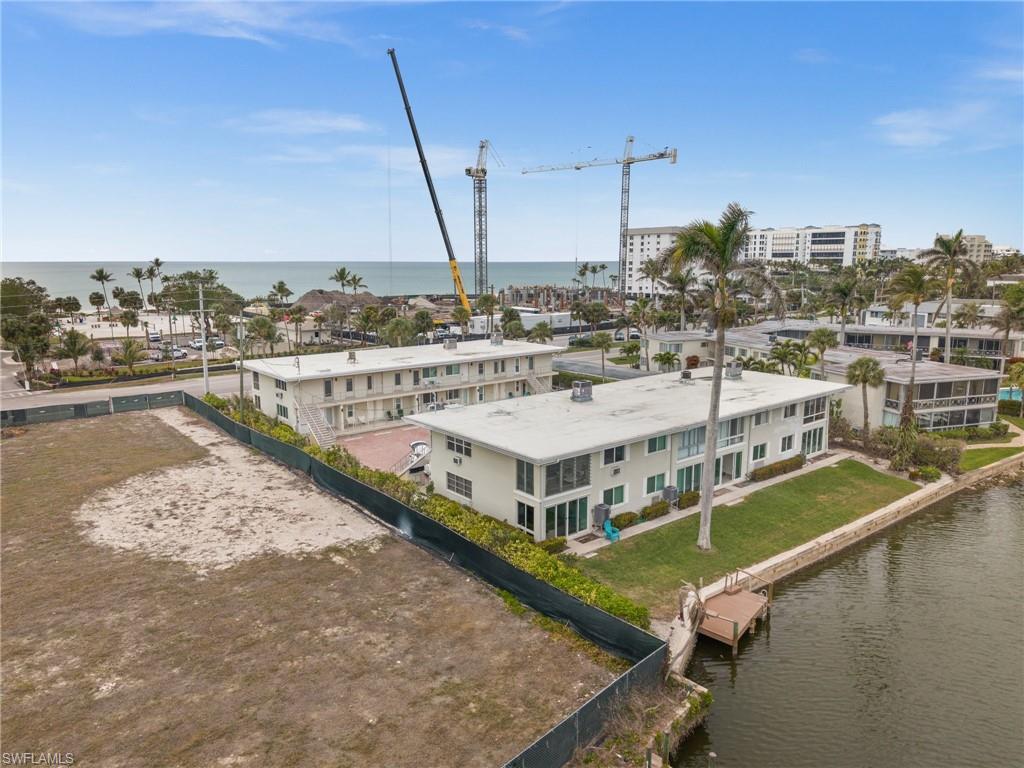 1550 GULF SHORE BLVD N E2 photo 26