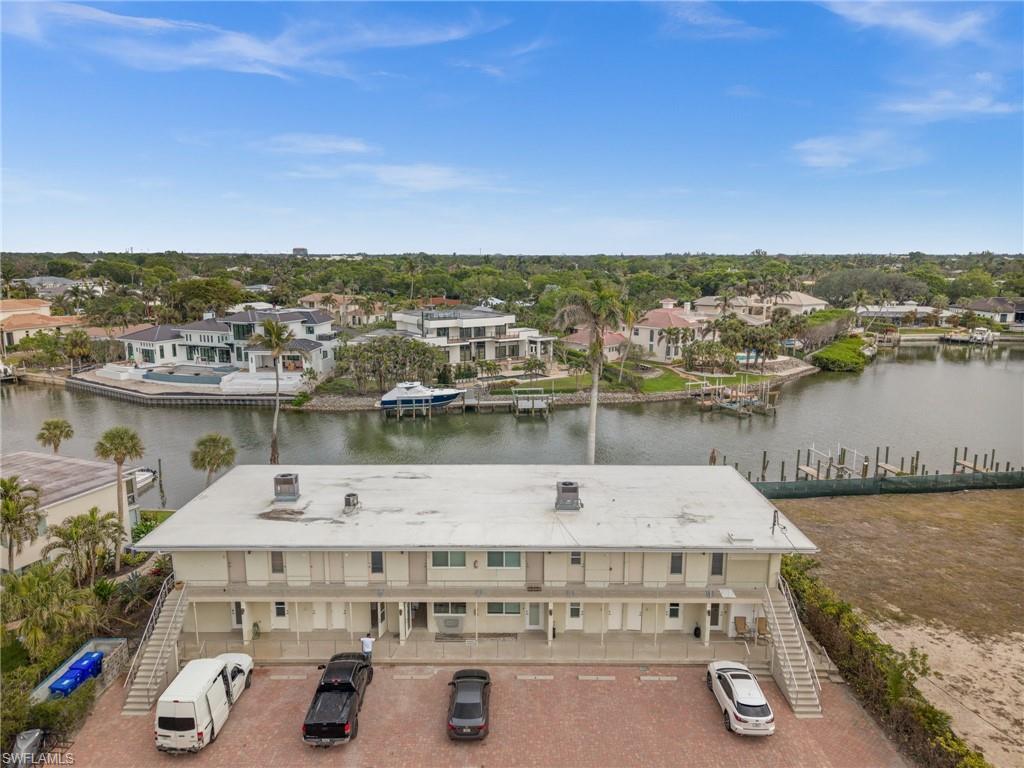 1550 GULF SHORE BLVD N E2 photo 32