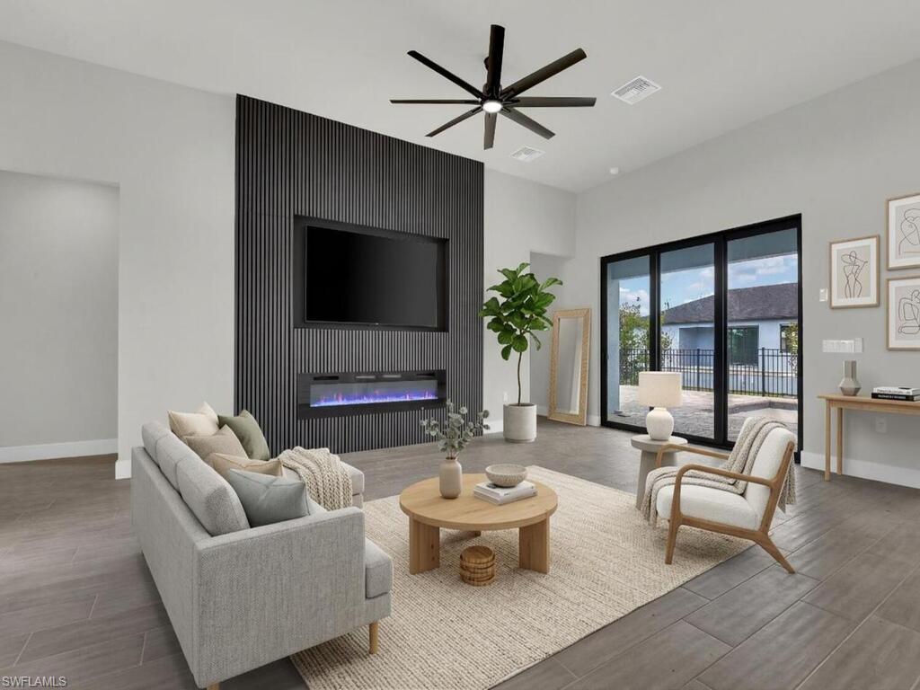 1517 NW 21st PL