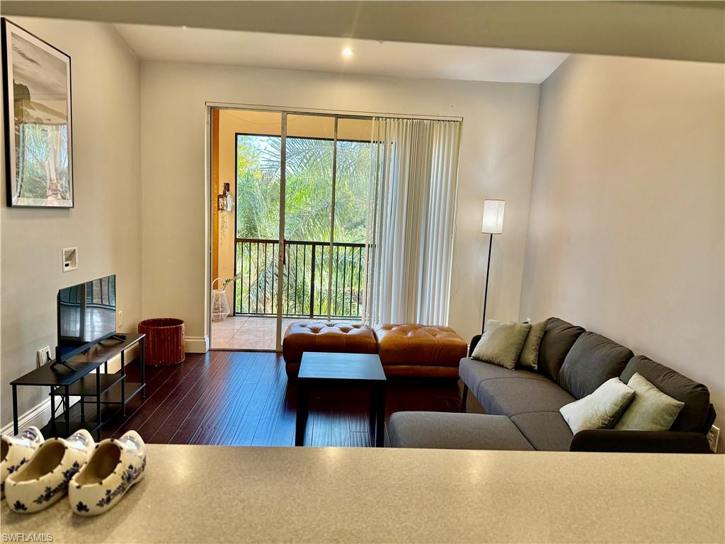 1180 Reserve Way 302