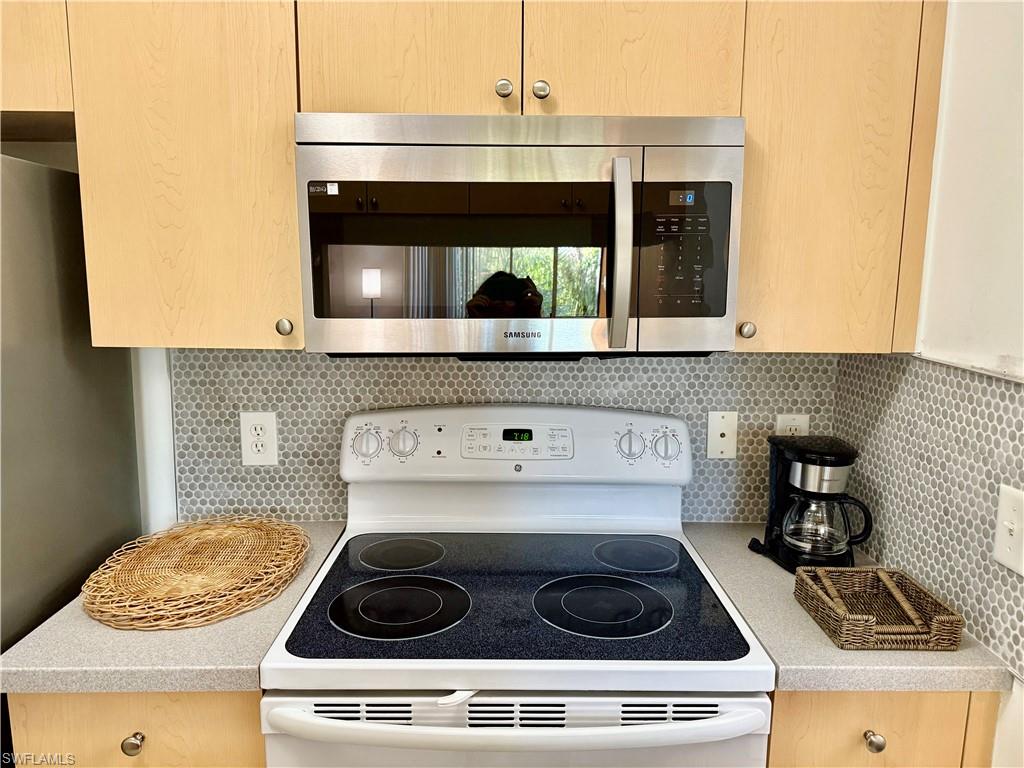1180 Reserve Way 302 photo 18