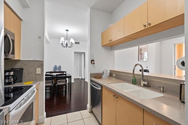 1180 Reserve Way 302 photo 40