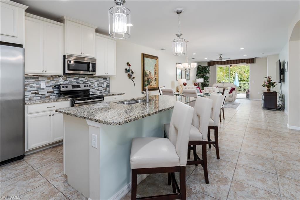 14943 EDGEWATER CIR