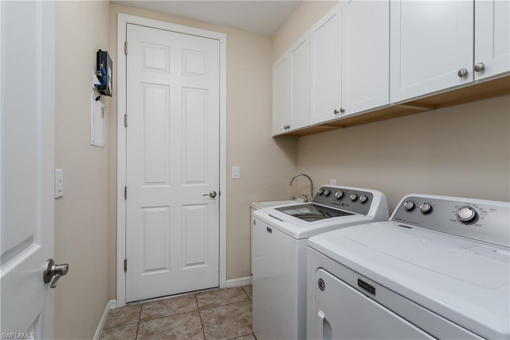 14943 EDGEWATER CIR photo 15
