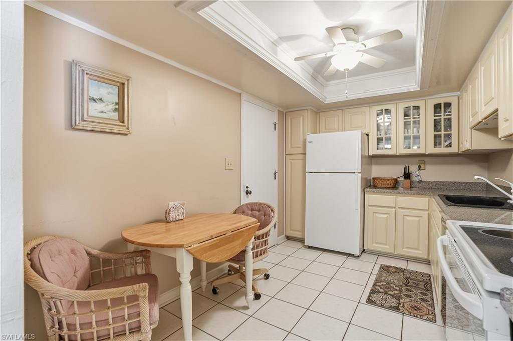 7146 Estero BLVD PH14 photo 13