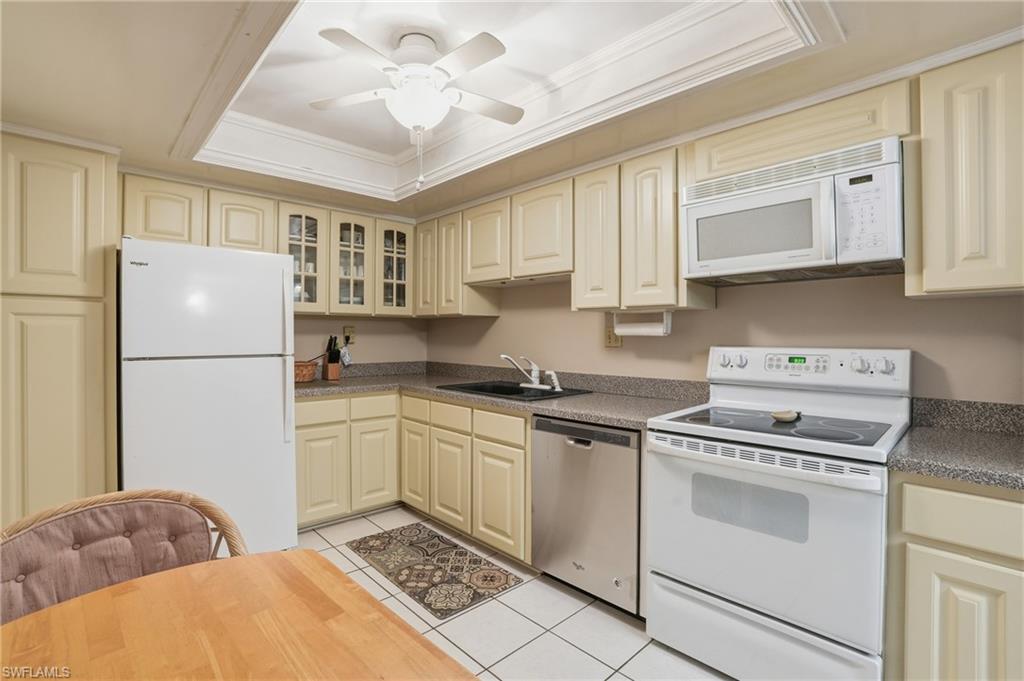 7146 Estero BLVD PH14 photo 11