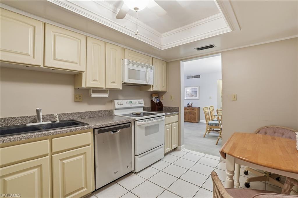 7146 Estero BLVD PH14