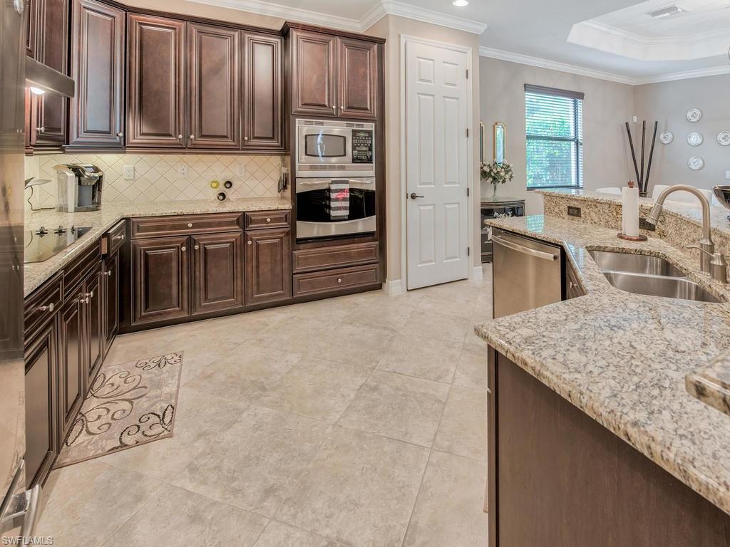 9491 Piacere WAY photo 10