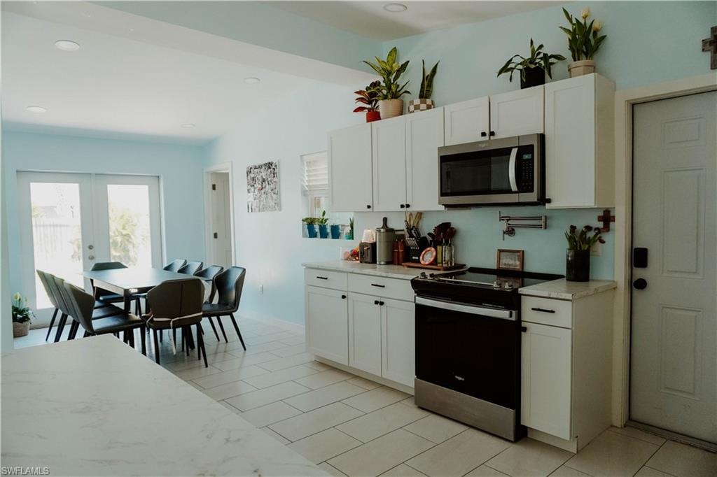 149 Hibiscus DR photo 11