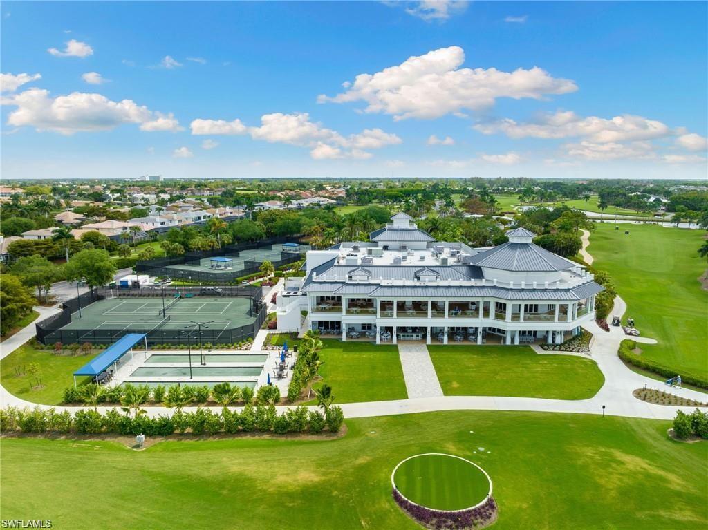 Drone / aerial view with golf course view
