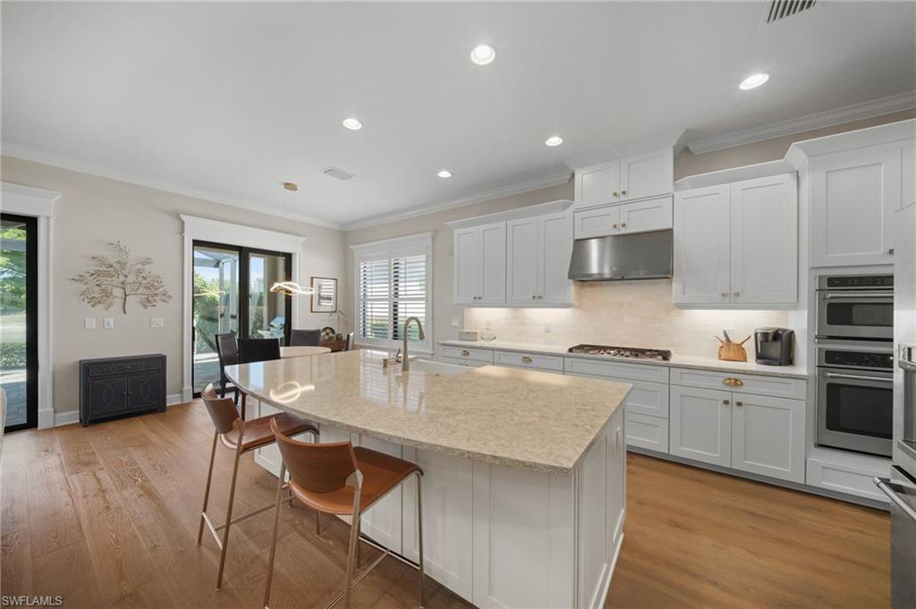 8735 Cavano ST E photo 9