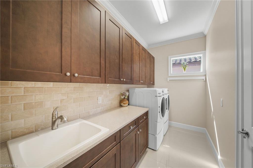 8735 Cavano ST E photo 24