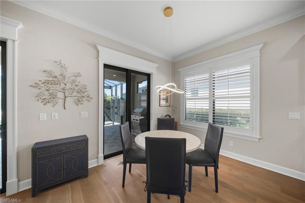 8735 Cavano ST E photo 10