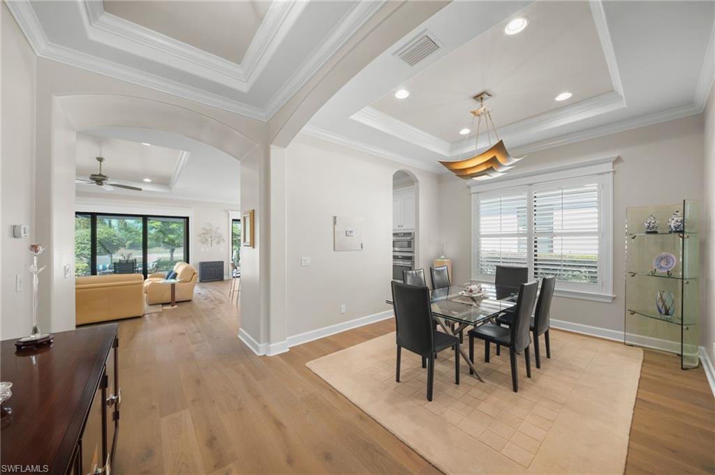 8735 Cavano ST E photo 14