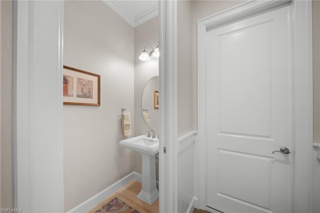 8735 Cavano ST E photo 25