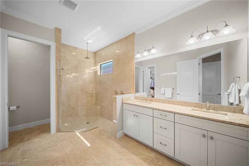 8735 Cavano ST E photo 21