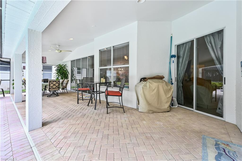 6453 Autumn Woods BLVD photo 16