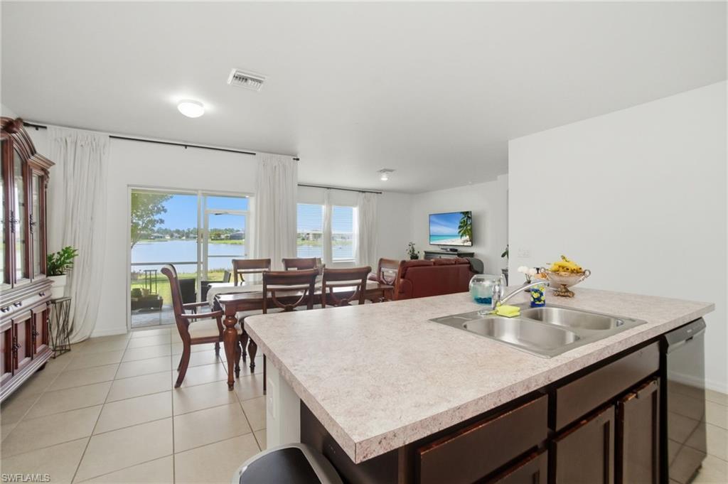 3422 Cancun CT photo 10