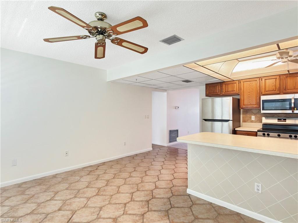 1326 S Brandywine CIR 4 photo 12