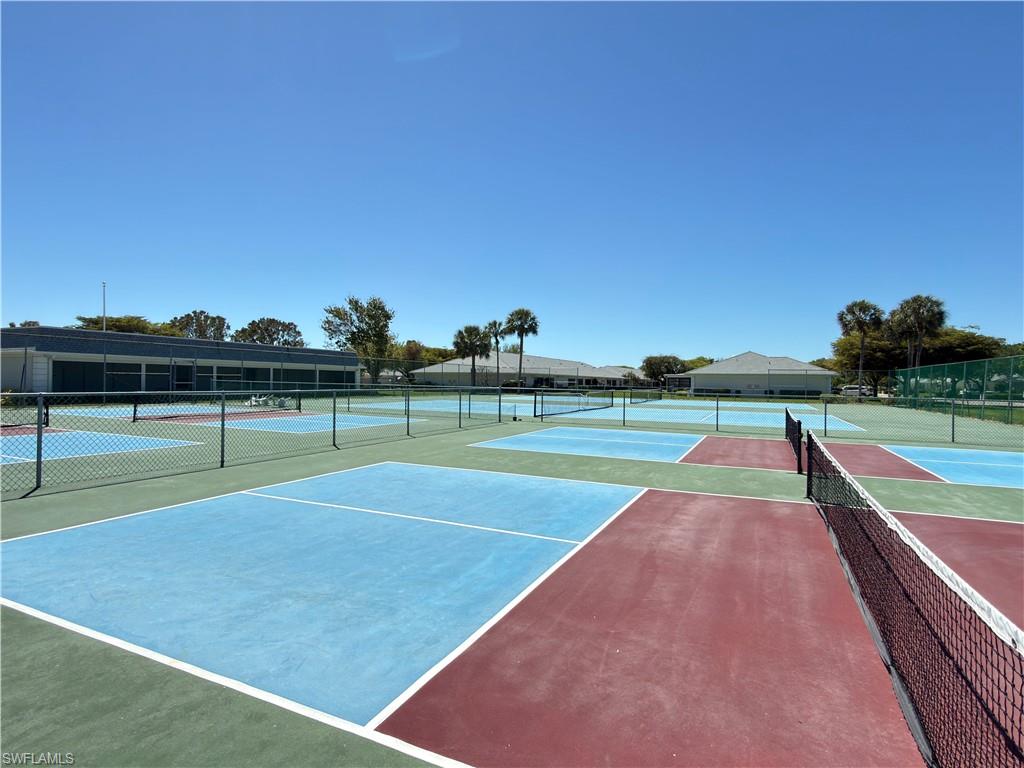 and pickleball- well maintained!