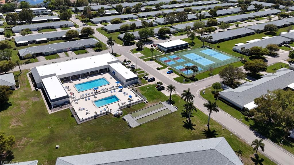 2 pools!