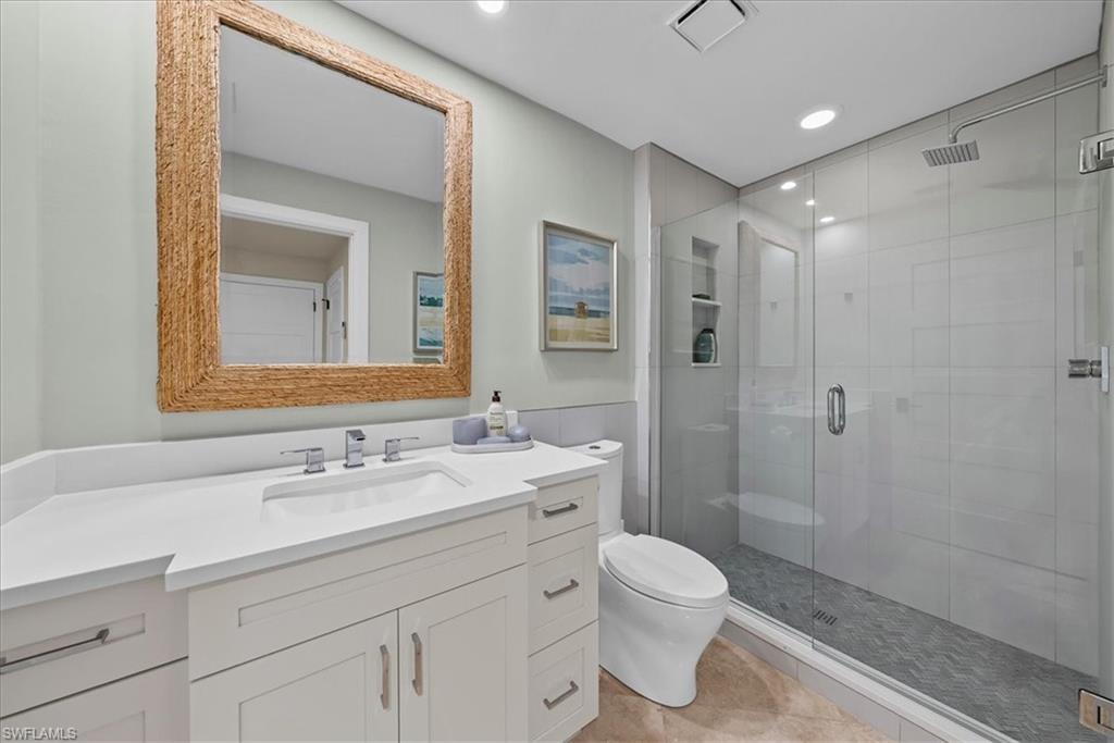 Downstairs Full Bath