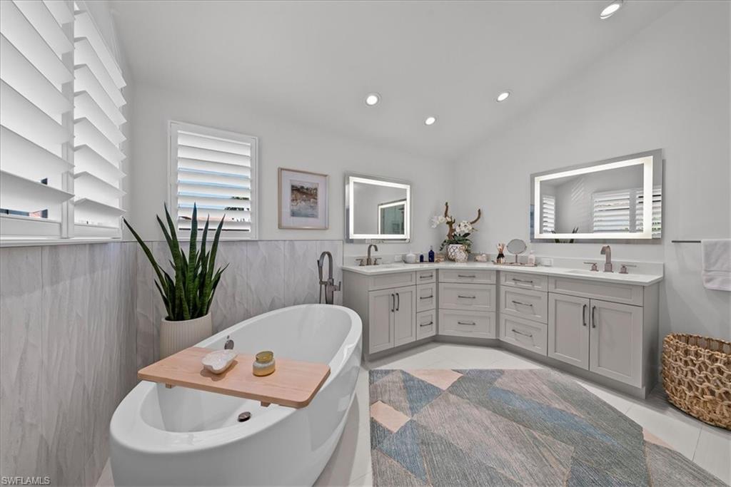 Primary Tub