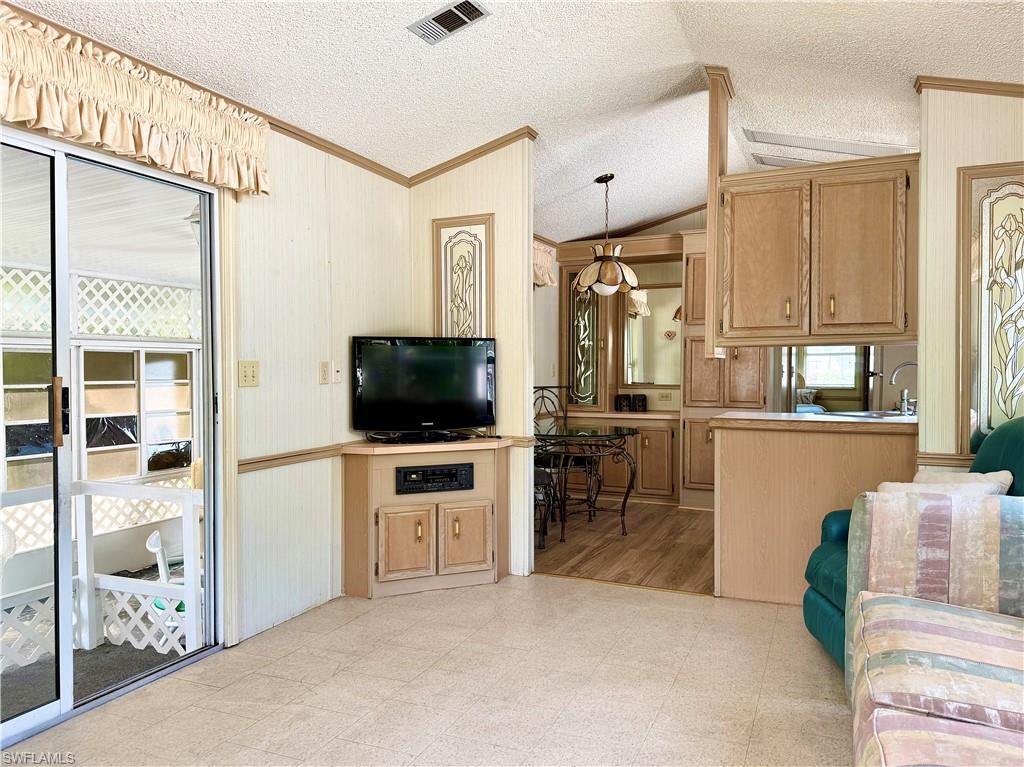 251 Bass LN 251 photo 19
