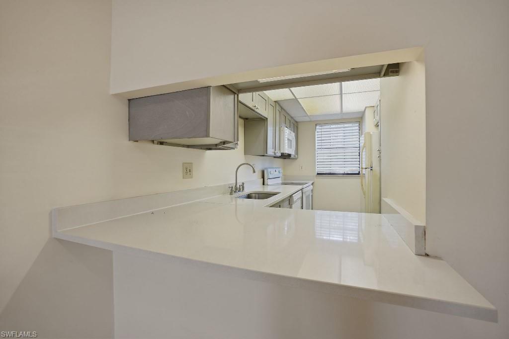 5369 Treetops DR M102
