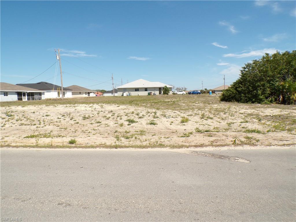 825 NE 15th LN photo 15