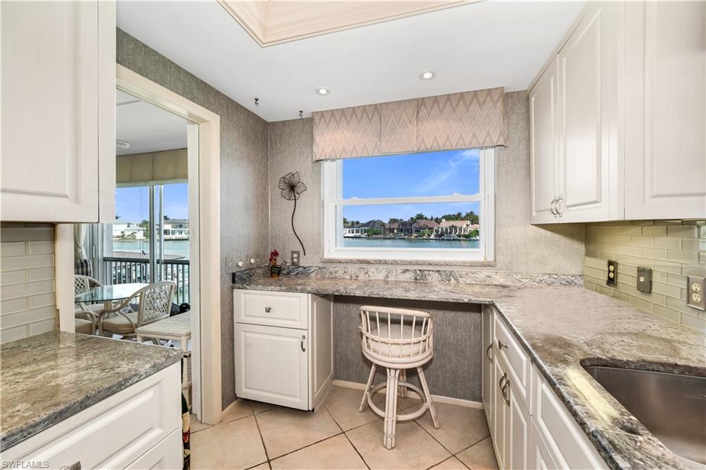 3400 Gulf Shore BLVD N J3 photo 10