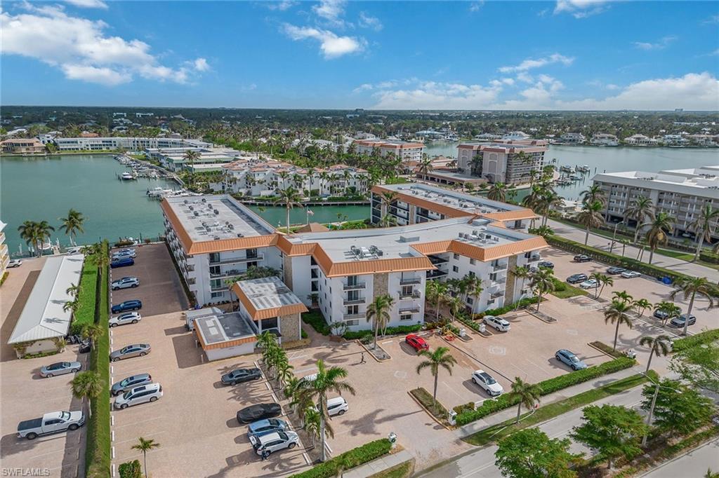2900 Gulf Shore BLVD N 110 photo 18