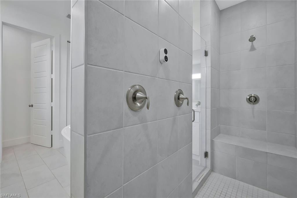 1428 NW 27th PL photo 16