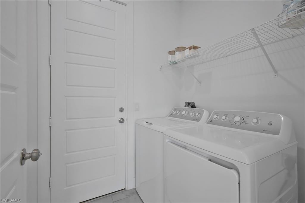 1428 NW 27th PL photo 22