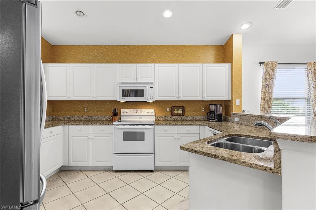 4011 Palm Tree BLVD 401 photo 11