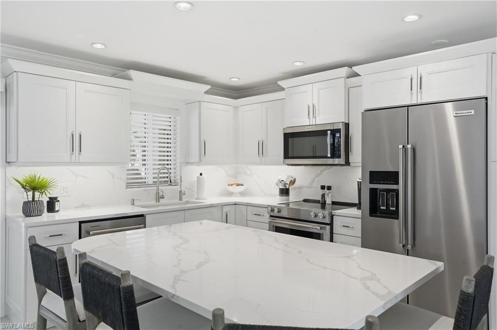 20 Bayview BLVD photo 11