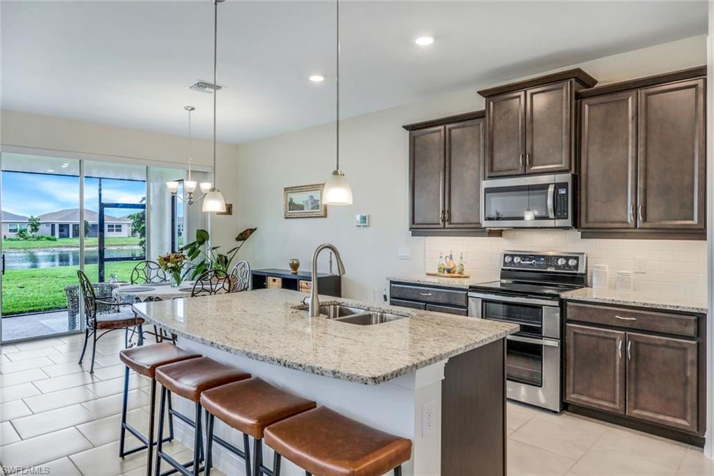 421 Coral Reef PL photo 8