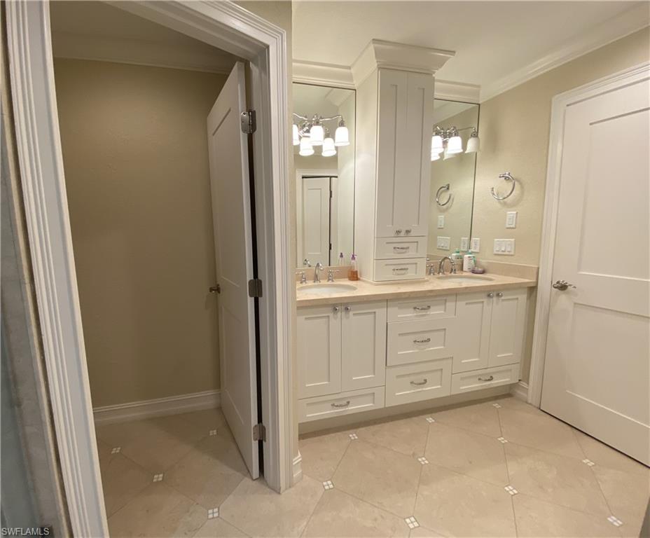 9101 Vanderbilt DR 304 photo 14