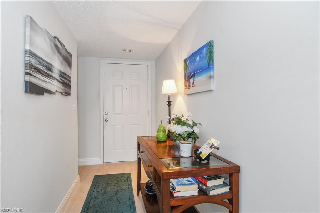 1250 Yesica Ann CIR E102