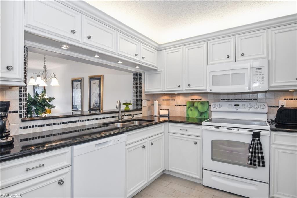1250 Yesica Ann CIR E102 photo 8