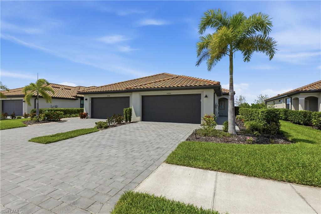 14040 Pine Lodge LN