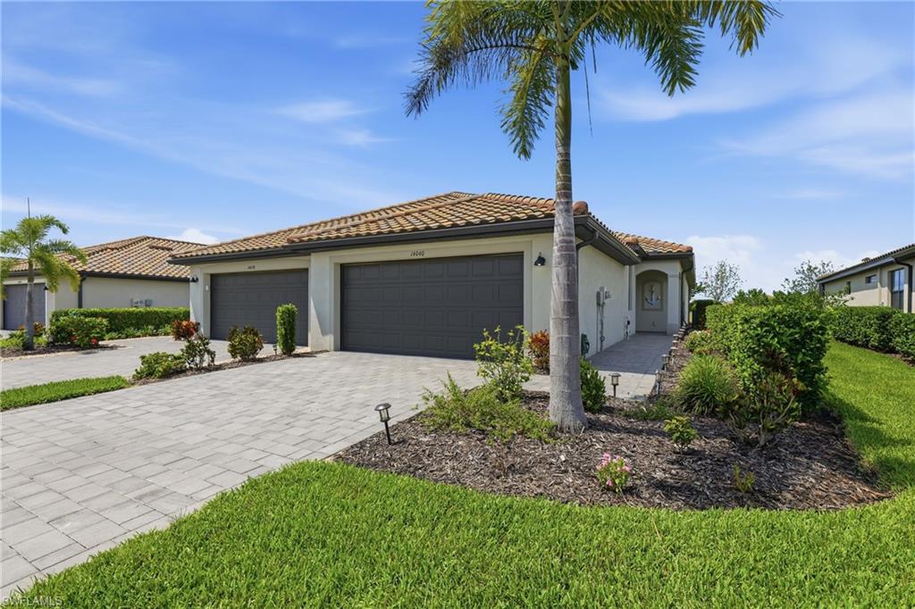 14040 Pine Lodge LN