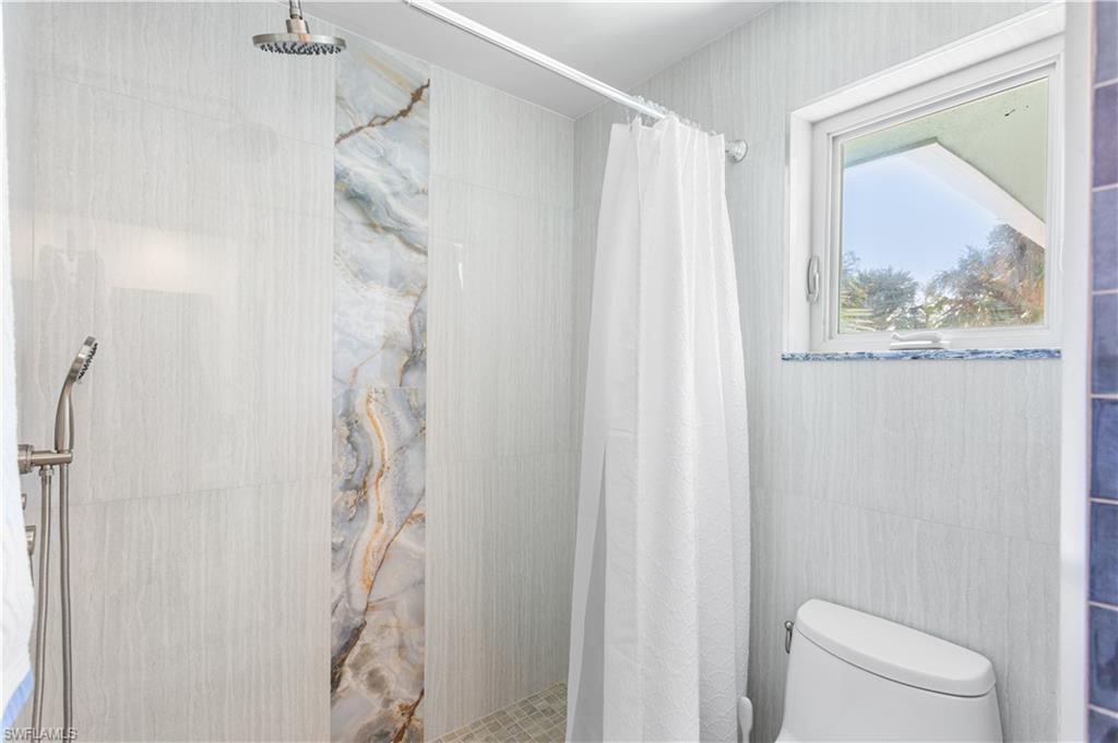 240 Southwinds DR photo 26