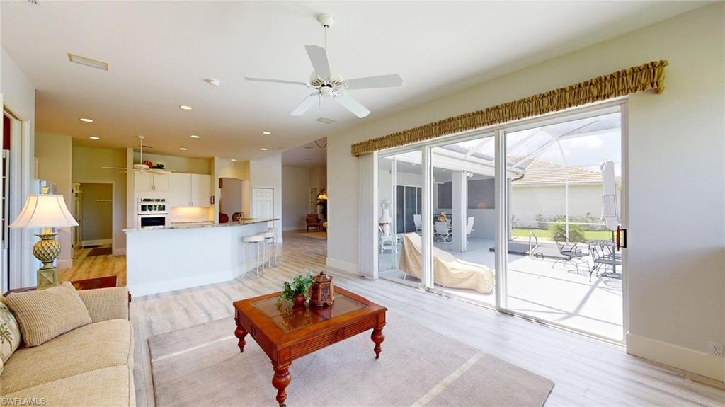 16137 Edgemont DR
