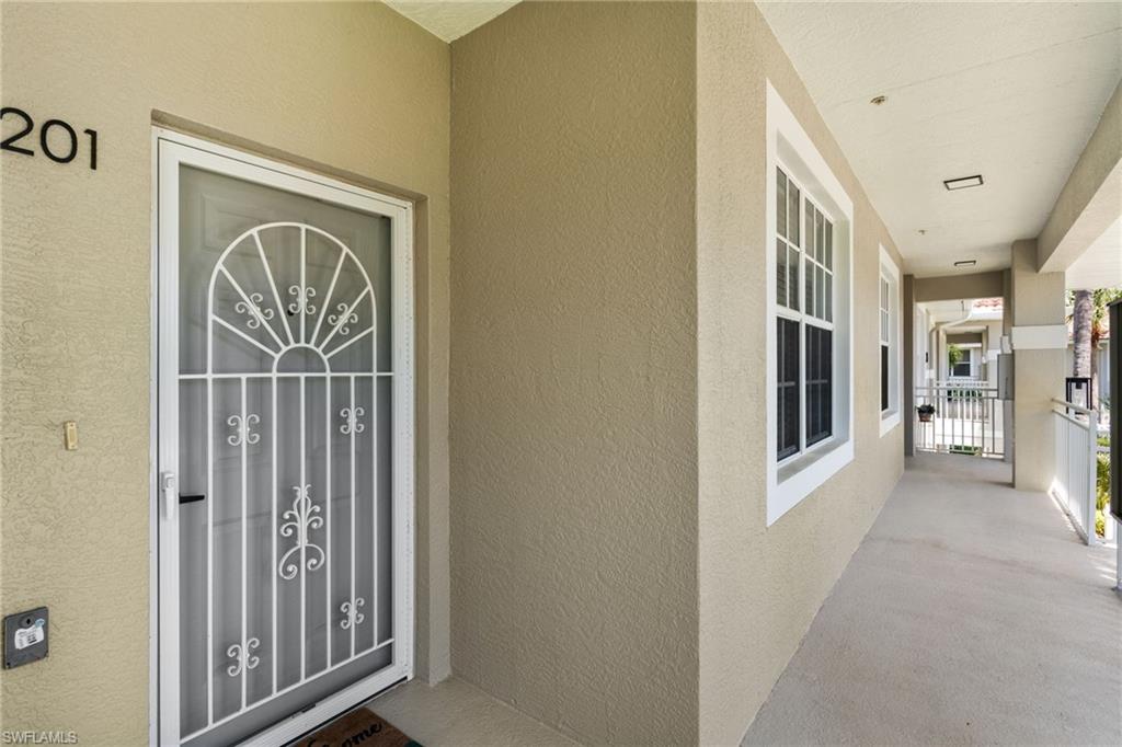 2335 Carrington CT 201 photo 23