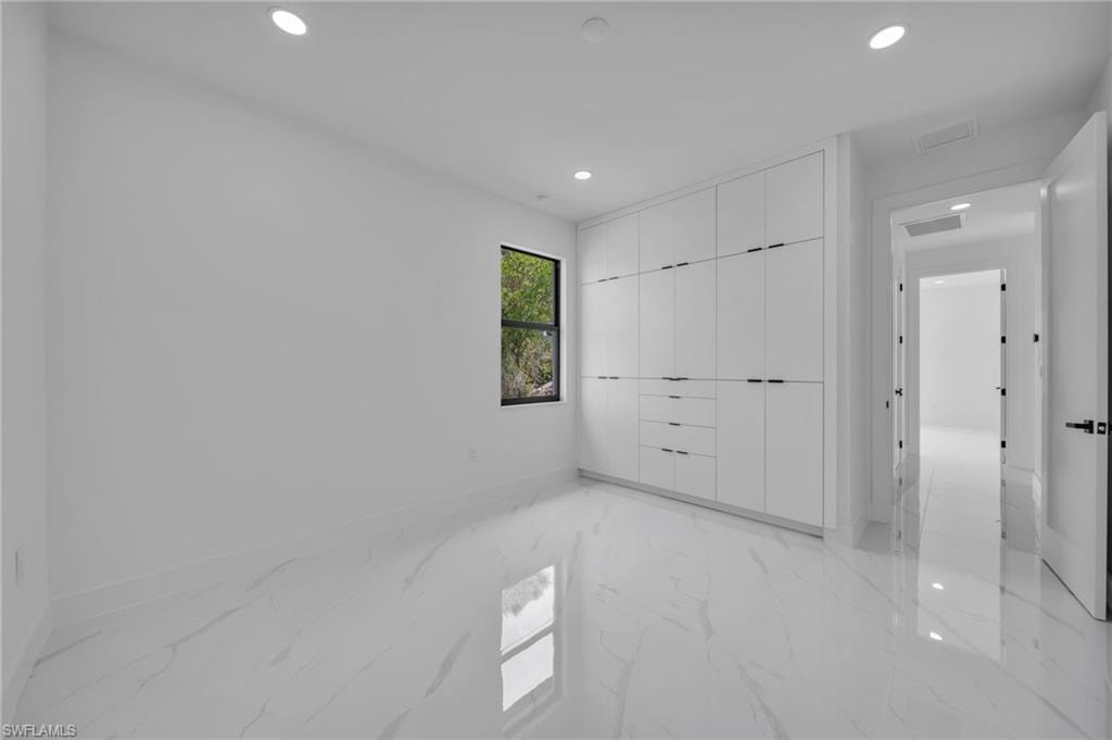 1618 Moore AVE photo 26
